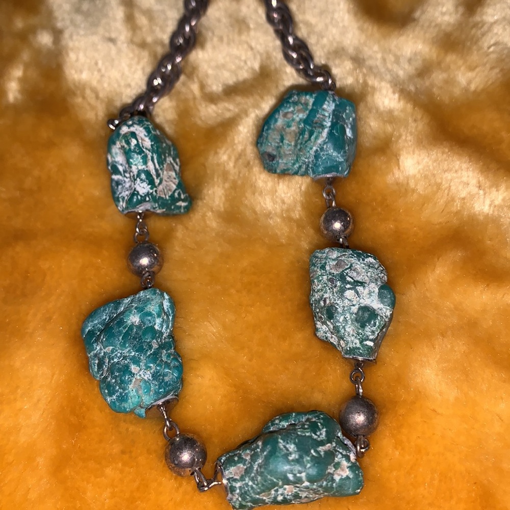 Blue and silver vintage rock necklace - Picture 3 of 4